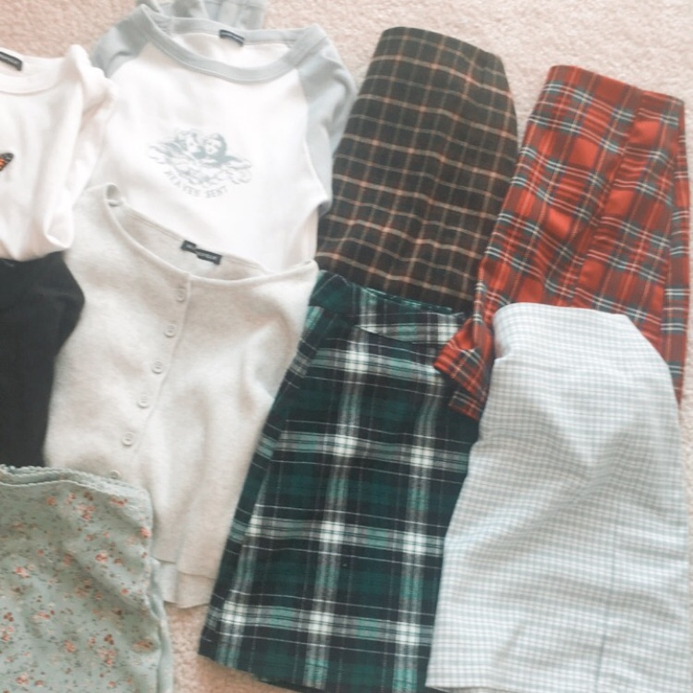 BRANDY COLLECTION - Picture 4 of 14